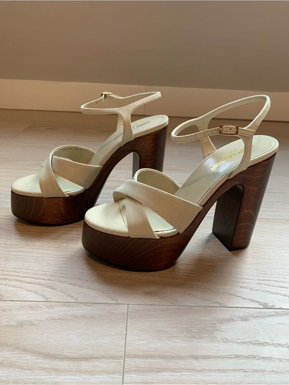 Saint Laurent Bianca Beige Canvas and Wood Platform Sandal NWT Size 37.5 IT - Picture 2 of 13